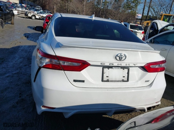 2020 Toyota Camry SE with VIN 4T1G11AK6LU504482, listed as a IAAI auction lot 41408363 with 103,469 mi miles. Bid and sale history available at carsss.com. Image 16.