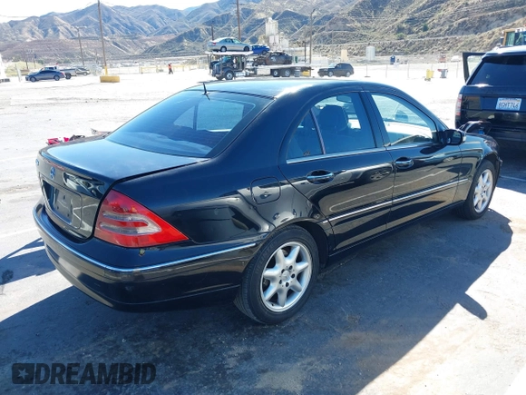 2001 Mercedes-Benz C 320 with VIN WDBRF64J61F056467, listed as a IAAI auction lot 41642611 with 144,008 mi miles and . Bid and sale history available at DreamBid. Image 4.