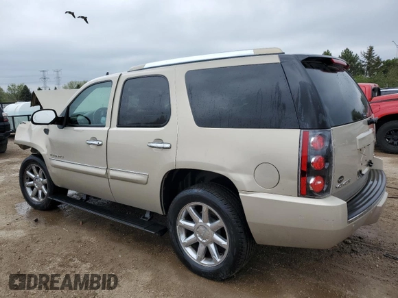 2008 GMC Yukon Denali z VIN 1GKFK63878J132157, wystawiony jako Copart lot #55180015 z przebiegiem 141 270 mil mil oraz Szkoda całkowita • Salvage title. Historia ofert i sprzedaży dostępna na DreamBid. Obrazek 2.