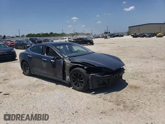 2017 Tesla Model S 100D with VIN 5YJSA1E25HF220902, listed as a Copart auction lot 56442684 with 83,297 mi miles and Salvage title. Bid and sale history available at DreamBid. Image 11.