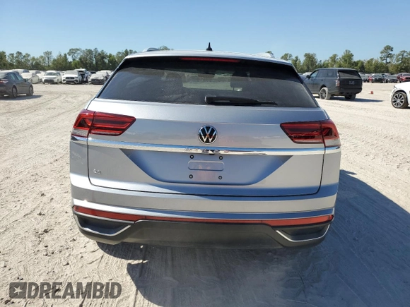 2022 Volkswagen Atlas SE with VIN 1V2JC2CA9NC230068, listed as a Copart auction lot 77862374 with 37,343 mi miles and Salvage title. Bid and sale history available at DreamBid. Image 6.