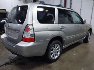 2007 Subaru Forester X w/Premium Pkg with VIN JF1SG65677H711720, listed as a IAAI auction lot 41341061 with 1 mi miles. Bid and sale history available at carsss.com. Image 4.