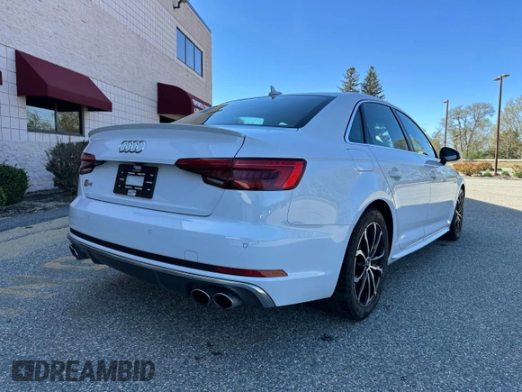 2018 Audi S4 Premium Plus with VIN WAUB4AF41JA002460, listed as a Copart auction lot 55532785 with 134,039 mi miles and Clean Title. Bid and sale history available at carsss.com. Image 4.