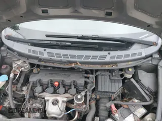 2006 Honda Civic LX z VIN 1HGFA16506L056545, wystawiony jako IAAI lot #42323282 z przebiegiem 273 962 mil mil oraz . Historia ofert i sprzedaży dostępna na DreamBid. Obrazek 10.