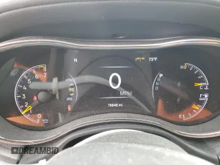 2019 Jeep Grand Cherokee High Altitude z VIN 1C4RJFCG9KC610965, wystawiony jako Copart lot #56579315 z przebiegiem 76 848 mil mil oraz Szkoda całkowita • Salvage title. Historia ofert i sprzedaży dostępna na DreamBid. Obrazek 9.