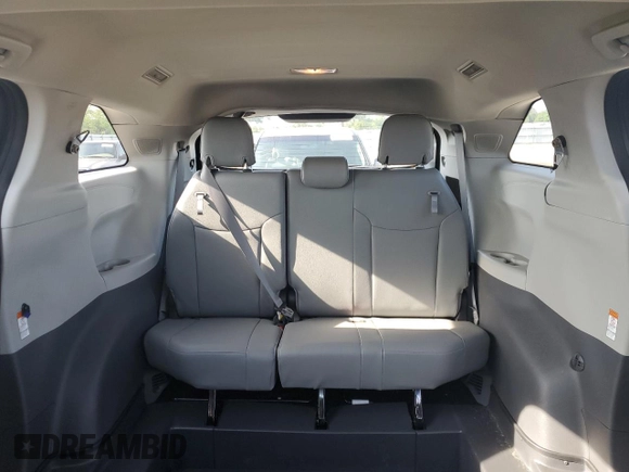 2024 Toyota Sienna XLE with VIN 5TDJSKFC5RS117675, listed as a Copart auction lot 59959235 with 21,541 mi miles and Non repairable. Bid and sale history available at DreamBid. Image 10.