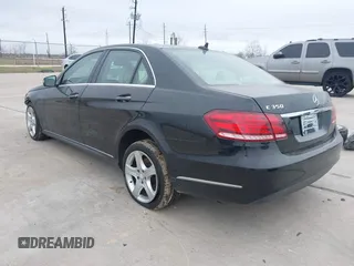 2014 Mercedes-Benz E-Class E 350 Sport with VIN WDDHF5KB2EA910687, listed as a IAAI auction lot 41576215 with 74,726 mi miles. Bid and sale history available at carsss.com. Image 3.