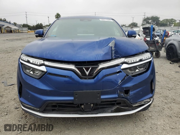 2023 VinFast VF 8 Plus z VIN RLLV1AFA5PH001655, wystawiony jako Copart lot #58811535 z przebiegiem 4 370 mil mil oraz Szkoda całkowita • Salvage title. Historia ofert i sprzedaży dostępna na DreamBid. Obrazek 5.