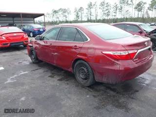 2015 Toyota Camry XLE with VIN 4T1BF1FK2FU982570, listed as a IAAI auction lot 41629755 with 245,224 mi miles. Bid and sale history available at carsss.com. Image 3.