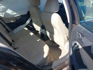 2014 Volkswagen Jetta Sedan SE w/Connectivity with VIN 3VWD07AJ1EM361255, listed as a IAAI auction lot 41385849 with 166,124 mi miles. Bid and sale history available at carsss.com. Image 8.
