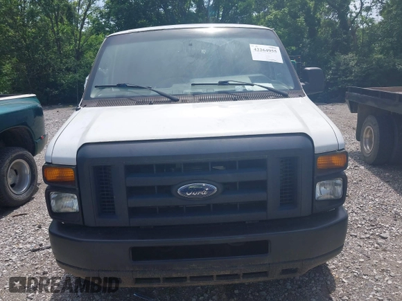 2013 Ford Econoline Cargo Commercial z VIN 1FTSS3EL6DDB08712, wystawiony jako IAAI lot #42264955 z przebiegiem 148 315 mil mil oraz . Historia ofert i sprzedaży dostępna na DreamBid. Obrazek 12.