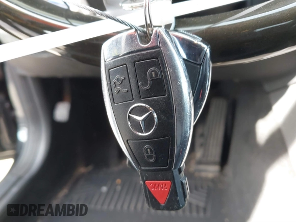 2012 Mercedes-Benz E E 350 Luxury with VIN WDDHF5KB1CA524212, listed as a IAAI auction lot 41041293 with 358,857 mi miles. Bid and sale history available at carsss.com. Image 11.