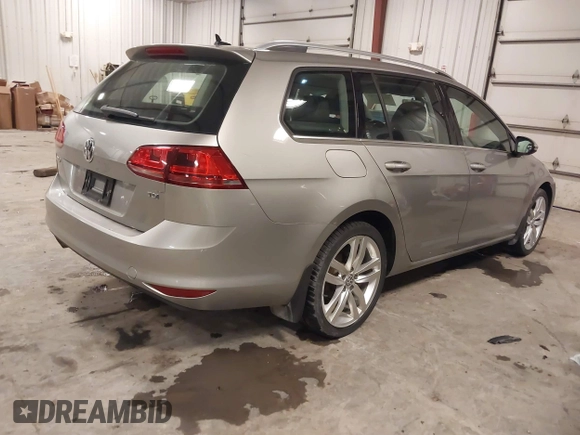 2015 Volkswagen Golf SportWagen TDI S with VIN 3VWCA7AU7FM500664, listed as a IAAI auction lot 41386763 with 115,716 mi miles. Bid and sale history available at carsss.com. Image 4.