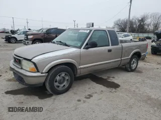 1998 GMC Sonoma SLS with VIN 1GTCS19X0W8508394, listed as a Copart auction lot 41773775 with 156,773 mi miles and Salvage Title. Bid and sale history available at carsss.com. Image 1.