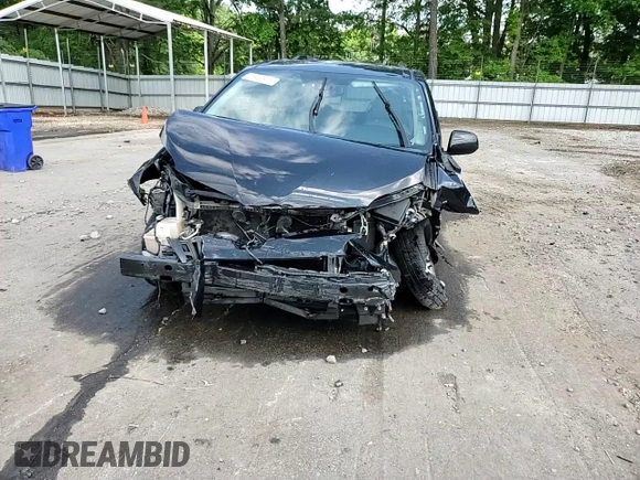 2018 Toyota Sienna XLE Auto Access Seat with VIN 5TDYZ3DC3JS910156, listed as a Copart auction lot 55982975 with 191,339 mi miles and Salvage title. Bid and sale history available at DreamBid. Image 15.