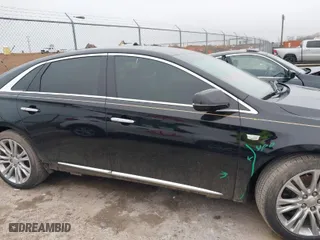2018 Cadillac XTS Luxury with VIN 2G61M5S32J9118171, listed as a IAAI auction lot 41680337 with 62,207 mi miles. Bid and sale history available at carsss.com. Image 13.