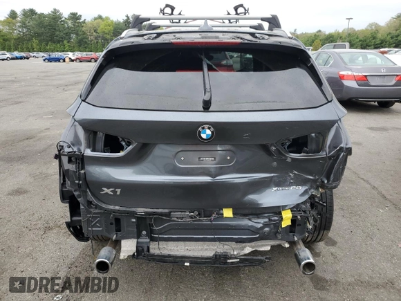 2020 BMW X1 xDrive28i с VIN WBXJG9C06L5R70557, выставлен на аукционе Copart как лот 55525365 с пробегом 32 207 миль миль и Списание • Salvage title. История ставок и продаж доступна на DreamBid. Изображение 6.