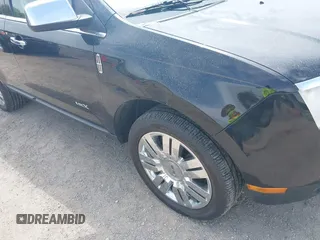 2009 Lincoln MKX with VIN 2LMDU88CX9BJ02744, listed as a IAAI auction lot 42119606 with 177,852 mi miles. Bid and sale history available at carsss.com. Image 6.