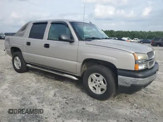 2005 Chevrolet Avalanche LS with VIN 3GNEC12Z95G253634, listed as a Copart auction lot 74323684 with 228,818 mi miles and Non Repairable. Bid and sale history available at carsss.com. Image 4.
