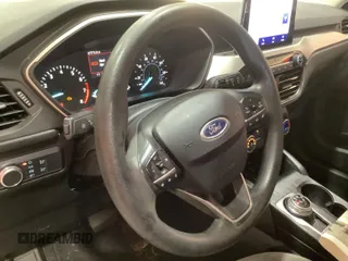 2021 Ford Escape SE with VIN 1FMCU0G69MUA53124, listed as a IAAI auction lot 42749962 with 67,774 mi miles and . Bid and sale history available at DreamBid. Image 2.