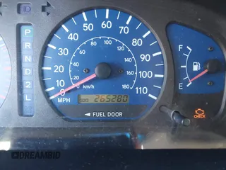2001 Toyota Sienna LE with VIN 4T3ZF13C91U384987, listed as a IAAI auction lot 42531543 with 265,280 mi miles and . Bid and sale history available at DreamBid. Image 7.