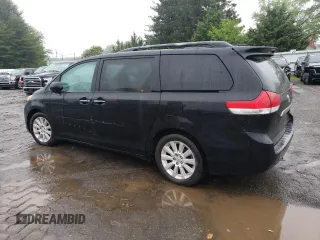 2011 Toyota Sienna XLE AAS с VIN 5TDYK3DC9BS167055, выставлен на аукционе Copart как лот 58291765 с пробегом 88 235 миль миль и Чистый • Clean title. История ставок и продаж доступна на DreamBid. Изображение 2.