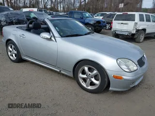 2001 Mercedes-Benz SLK-Class with VIN WDBKK65F71F220865, listed as a IAAI auction lot 41701058 with 137,372 mi miles. Bid and sale history available at carsss.com. Image 1.