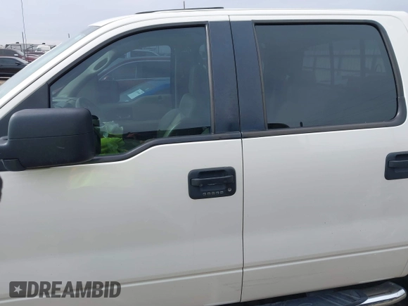 2008 Ford F-150 XLT z VIN 1FTPW12V08KD81067, wystawiony jako IAAI lot #41575888 z przebiegiem 137 715 mil mil oraz . Historia ofert i sprzedaży dostępna na DreamBid. Obrazek 15.