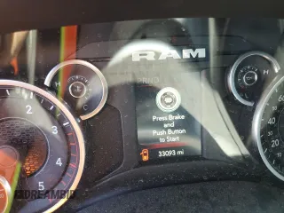 2022 Ram 2500 Big Horn z VIN 3C6UR5ML2NG183873, wystawiony jako Copart lot #66753104 z przebiegiem 33 093 mil mil oraz Szkoda całkowita • Salvage title. Historia ofert i sprzedaży dostępna na DreamBid. Obrazek 9.