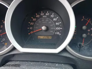 2006 Toyota 4Runner SR5 with VIN JTEBU14RX68062930, listed as a IAAI auction lot 41788775 with 122,864 mi miles. Bid and sale history available at carsss.com. Image 7.