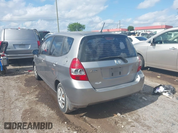 2007 Honda Fit с VIN JHMGD38407S026705, выставлен на аукционе IAAI как лот 42558173 с пробегом 194 567 миль миль и . История ставок и продаж доступна на DreamBid. Изображение 6.