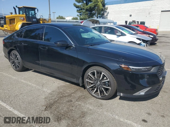 2024 Honda Accord Touring z VIN 1HGCY2F86RA010166, wystawiony jako Copart lot #54626525 z przebiegiem 43 472 mil mil oraz Szkoda całkowita • Salvage title. Historia ofert i sprzedaży dostępna na DreamBid. Obrazek 4.