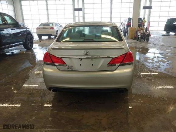 2012 Toyota Avalon with VIN 4T1BK3DB8CU468955, listed as a IAAI auction lot 41805238 with 180,836 mi miles. Bid and sale history available at carsss.com. Image 16.