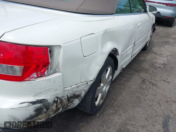 2006 Audi A4 3.0L с VIN WAUDT48H06K009995, выставлен на аукционе IAAI как лот 42280670 с пробегом 97 912 миль миль и . История ставок и продаж доступна на DreamBid. Изображение 6.