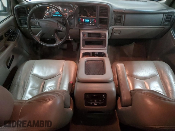 2005 GMC Yukon SLT with VIN 1GKEK13TX5R118933, listed as a Copart auction lot 87057744 with 213,900 mi miles and Salvage Title. Bid and sale history available at carsss.com. Image 8.