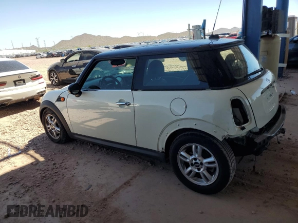 2012 MINI Hardtop z VIN WMWSU3C5XCT542244, wystawiony jako Copart lot #65226525 z przebiegiem 129 512 mil mil oraz Szkoda całkowita • Salvage title. Historia ofert i sprzedaży dostępna na DreamBid. Obrazek 2.
