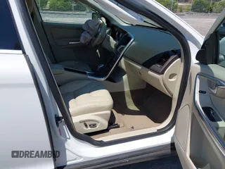 2013 Volvo XC60 3.2L с VIN YV4952DL3D2378376, выставлен на аукционе IAAI как лот 42037112 с пробегом 83 339 миль миль и . История ставок и продаж доступна на DreamBid. Изображение 5.