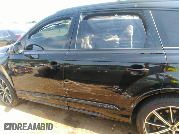 2021 Audi Q7 Premium Plus with VIN WA1LXAF72MD031553, listed as a IAAI auction lot 42071156 with 40,388 mi miles and . Bid and sale history available at DreamBid. Image 14.