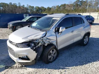 2020 Chevrolet Trax LT with VIN 3GNCJLSB7LL220390, listed as a Copart auction lot 46102535 with 53,035 mi miles and Salvage Title. Bid and sale history available at carsss.com. Image 1.