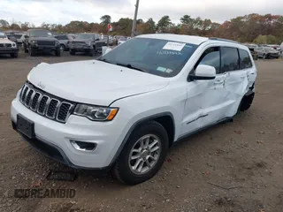 2020 Jeep Grand Cherokee Altitude z VIN 1C4RJFAGXLC433962, wystawiony jako IAAI lot #40721842 z przebiegiem 73 528 mil mil oraz . Historia ofert i sprzedaży dostępna na DreamBid. Obrazek 18.
