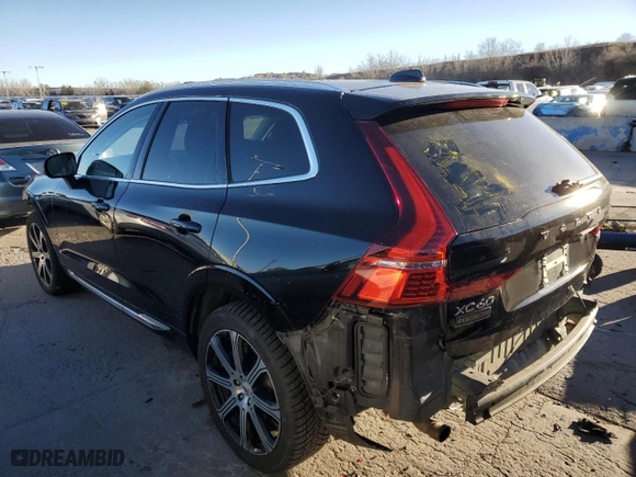 2020 Volvo XC60 Inscription with VIN YV4102RL4L1597873, listed as a Copart auction lot 86898674 with 39,108 mi miles and Salvage Title. Bid and sale history available at carsss.com. Image 2.