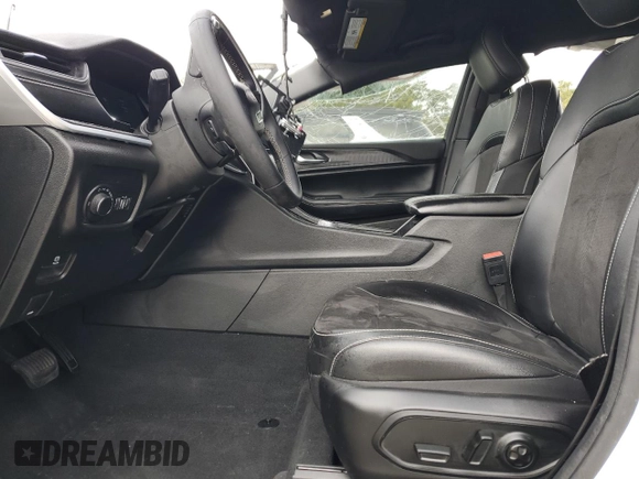 2024 Jeep Grand Cherokee Laredo X с VIN 1C4RJGAG5RC195923, выставлен на аукционе Copart как лот 46088565 с пробегом Не указан миль и На запчасти • Non repairable. История ставок и продаж доступна на DreamBid. Изображение 7.