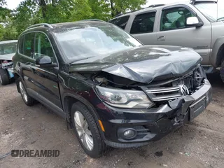2016 Volkswagen Tiguan S with VIN WVGBV7AX6GW542656, listed as a IAAI auction lot 42081760 with 85,200 mi miles and . Bid and sale history available at DreamBid. Image 1.
