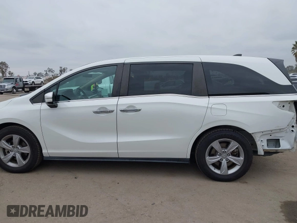 2020 Honda Odyssey EX-L with VIN 5FNRL6H78LB009523, listed as a IAAI auction lot 41882610 with 42,661 mi miles. Bid and sale history available at carsss.com. Image 15.