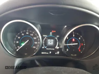 2018 Jaguar F-Pace 20d Premium с VIN SADCJ2FN8JA257934, выставлен на аукционе Copart как лот 71789744 с пробегом 98 107 миль миль и Чистый • Clean title. История ставок и продаж доступна на DreamBid. Изображение 9.