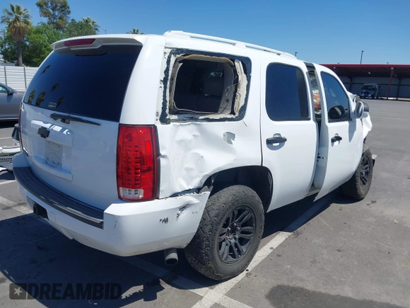 2007 Chevrolet Tahoe LT with VIN 1GNFC13027J407025, listed as a IAAI auction lot 42290155 with Not provided miles and . Bid and sale history available at DreamBid. Image 4.