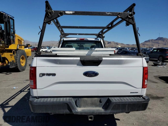 2016 Ford F-150 XL z VIN 1FTMF1C85GKD82208, wystawiony jako Copart lot #56294825 z przebiegiem 173 922 mil mil oraz Szkoda całkowita • Salvage title. Historia ofert i sprzedaży dostępna na DreamBid. Obrazek 6.