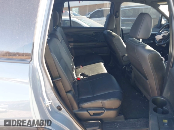 2022 Honda Passport EX-L with VIN 5FNYF7H57NB005716, listed as a IAAI auction lot 41078499 with 33,141 mi miles and . Bid and sale history available at DreamBid. Image 8.