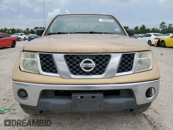 2005 Nissan Frontier SE with VIN 1N6AD06U05C402400, listed as a Copart auction lot 55028935 with 121,827 mi miles and Salvage title. Bid and sale history available at DreamBid. Image 5.