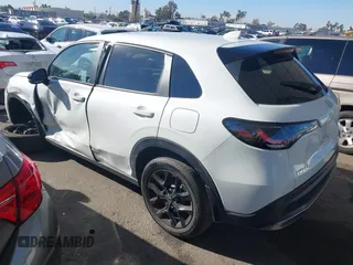 2024 Honda HR-V Sport with VIN 3CZRZ2H57RM743851, listed as a IAAI auction lot 41060626 with 14,786 mi miles. Bid and sale history available at carsss.com. Image 3.
